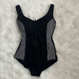 Reebok Black and White Striped One-Piece Swimsuit Size 8